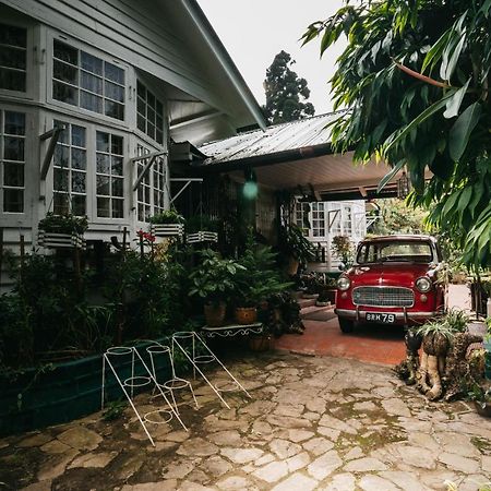 Rock Cliff Home Stay Σιλόνγκ Εξωτερικό φωτογραφία