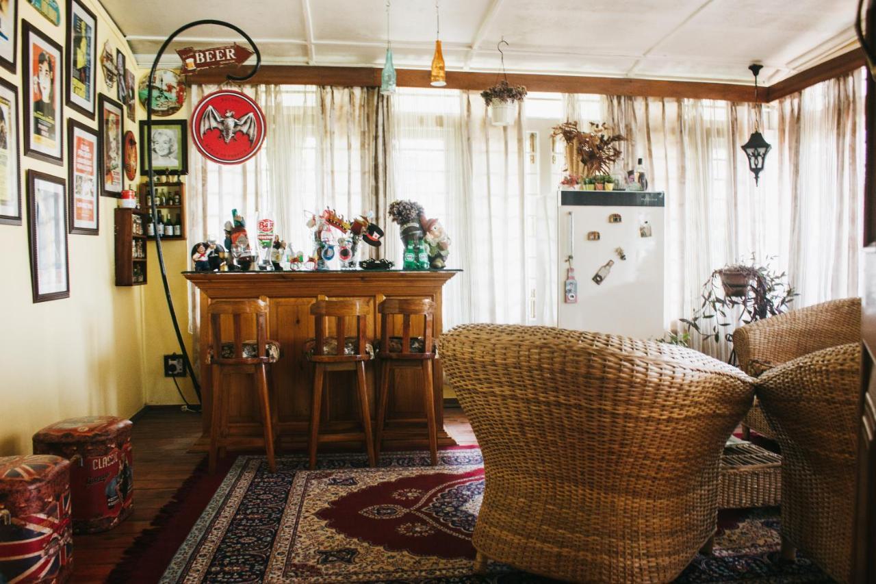 Rock Cliff Home Stay Σιλόνγκ Εξωτερικό φωτογραφία