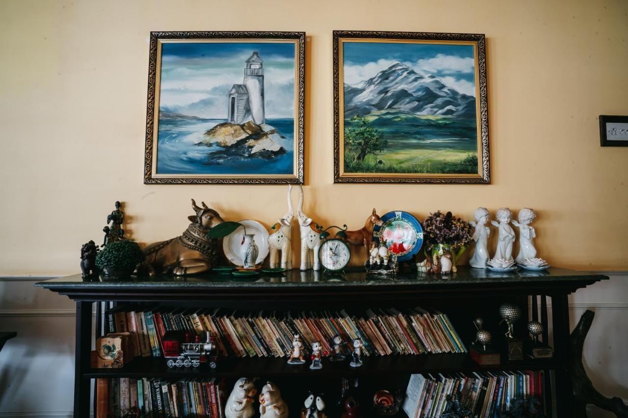 Rock Cliff Home Stay Σιλόνγκ Εξωτερικό φωτογραφία