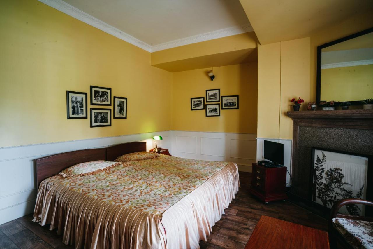 Rock Cliff Home Stay Σιλόνγκ Εξωτερικό φωτογραφία