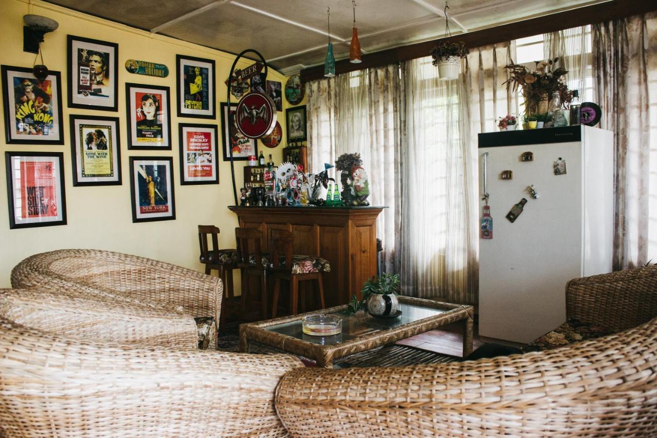 Rock Cliff Home Stay Σιλόνγκ Εξωτερικό φωτογραφία