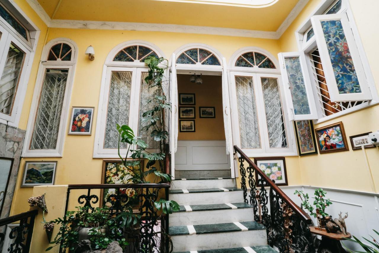 Rock Cliff Home Stay Σιλόνγκ Εξωτερικό φωτογραφία