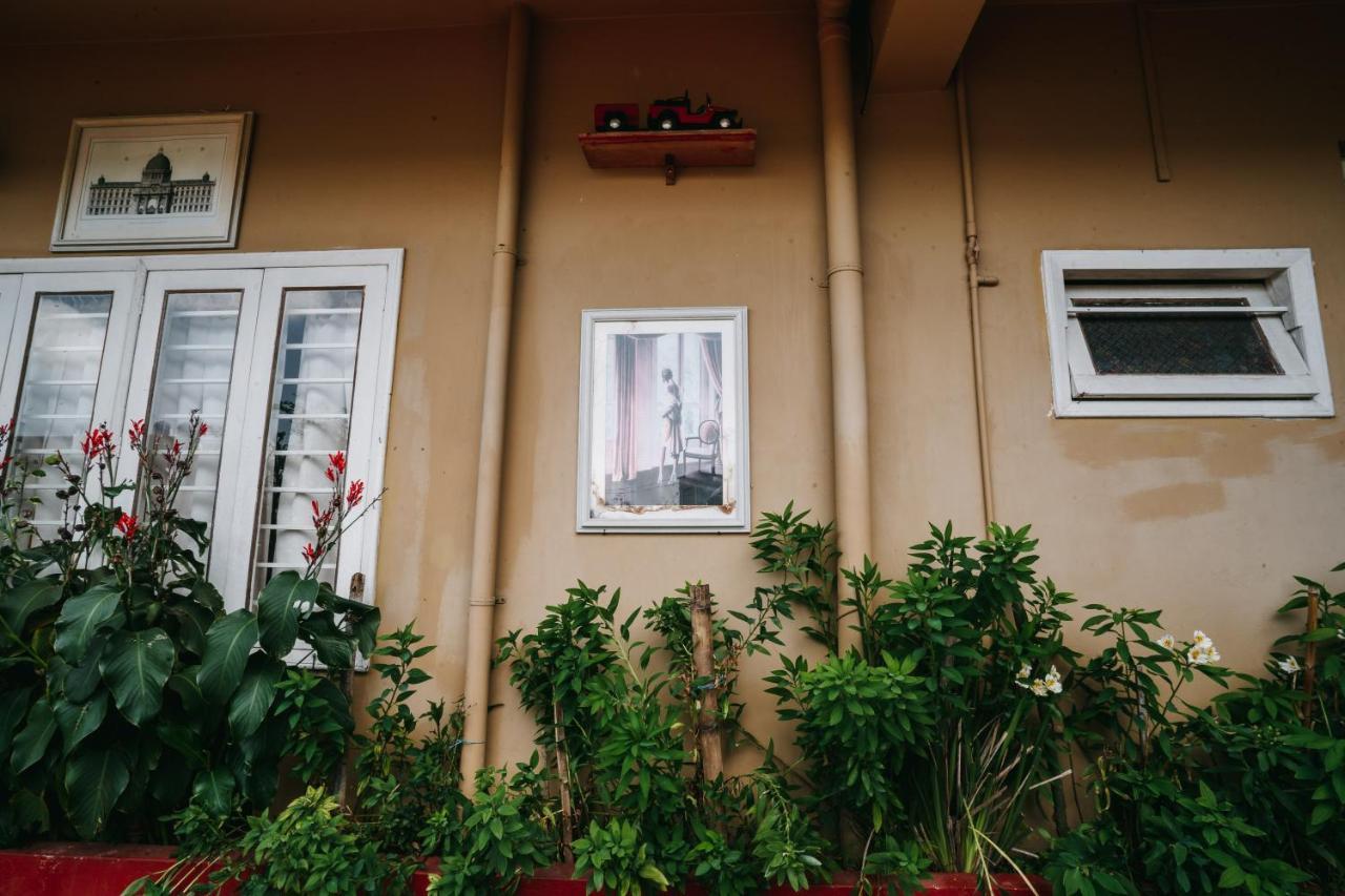 Rock Cliff Home Stay Σιλόνγκ Εξωτερικό φωτογραφία